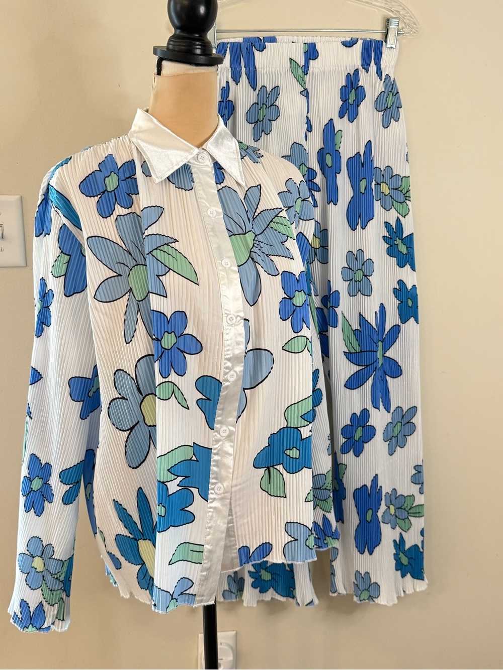 Retro 70s boho floral button up shirt and pants set SZ SM